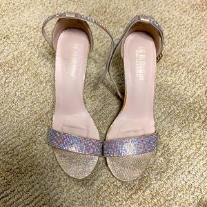 De Blossom bridal chunky sequenced heels size 8!